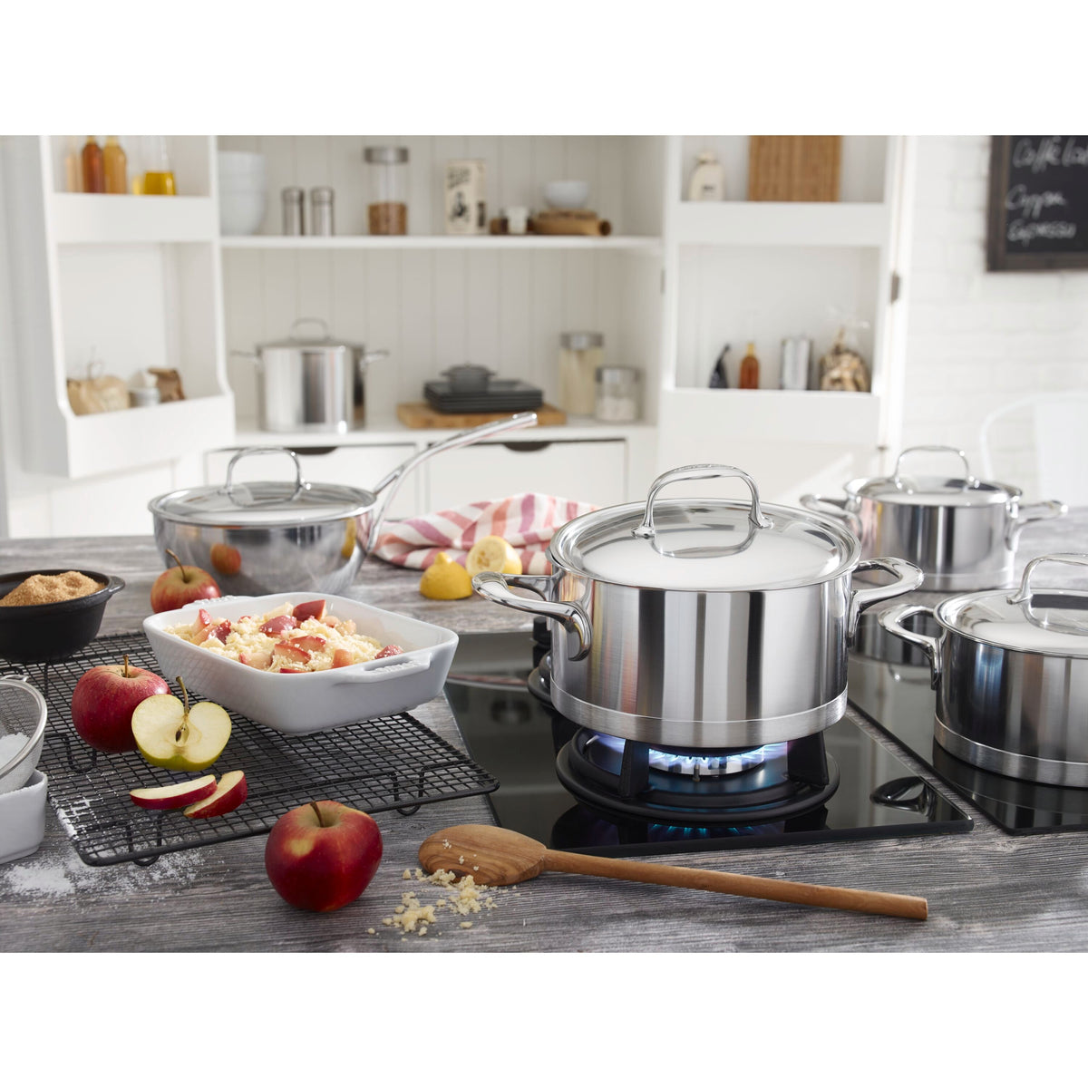 Demeyere Atlantis 4.2 qt, 18/10 Stainless Steel, Dutch Oven With Lid