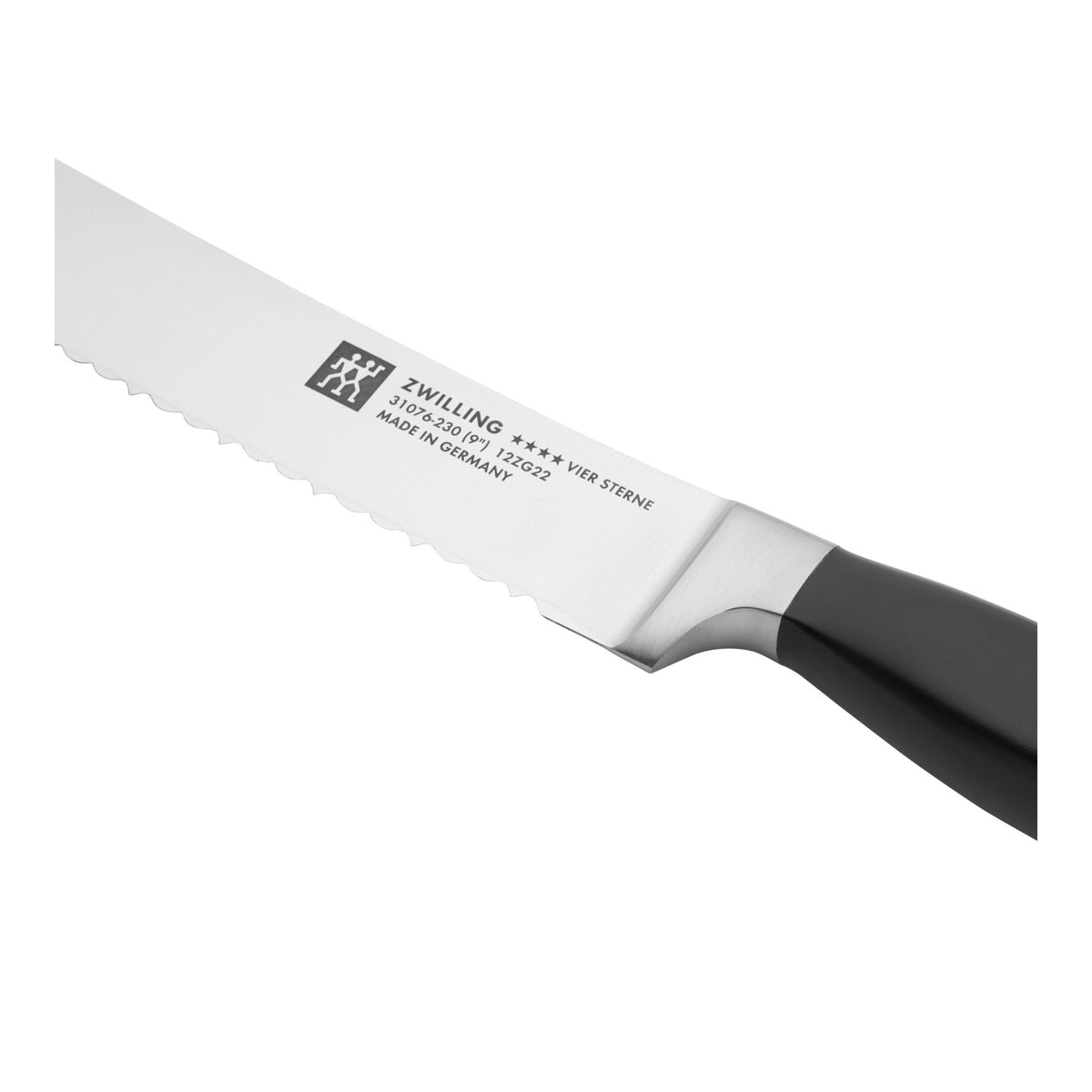 ZWILLING Four Star Bread knife 9 inch, inverted serrated edge