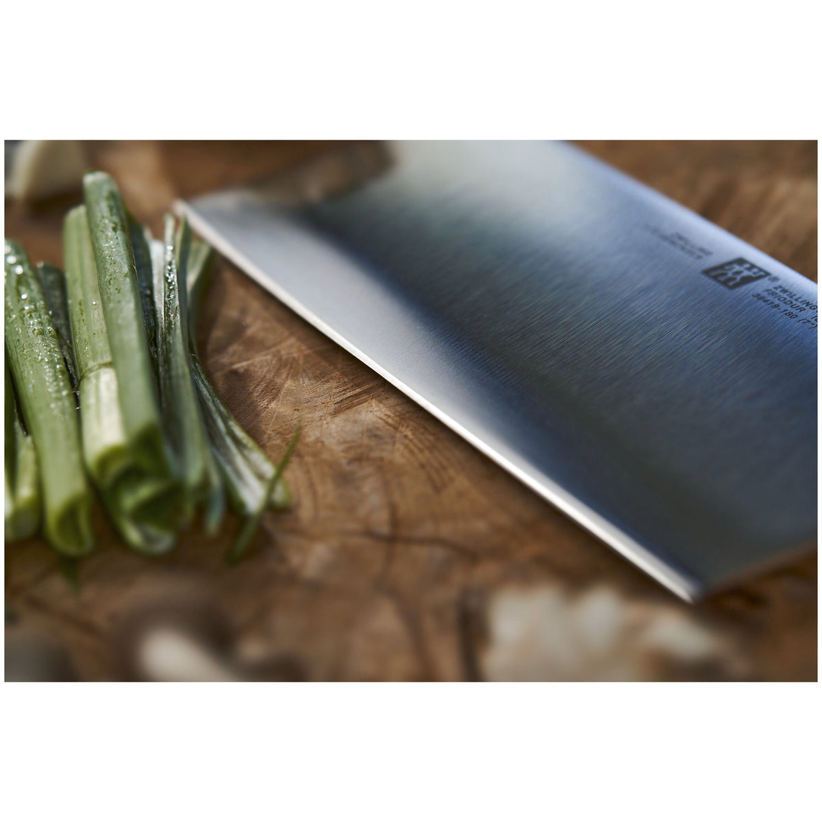 ZWILLING Pro 7-inch, Chinese Chef's Knife/Vegetable Cleaver