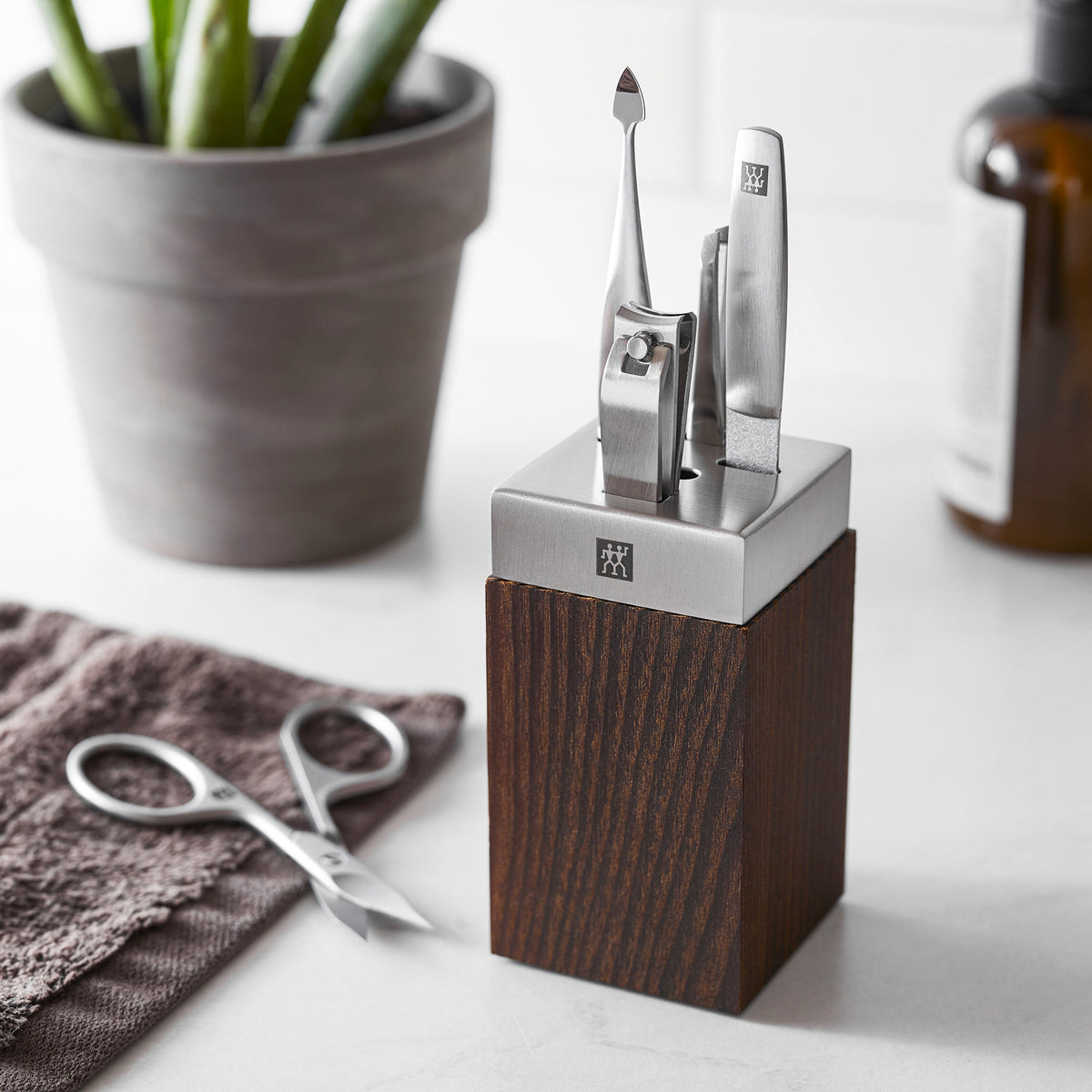 ZWILLING TWINOX 5-pc Spa Bath Station - Wood