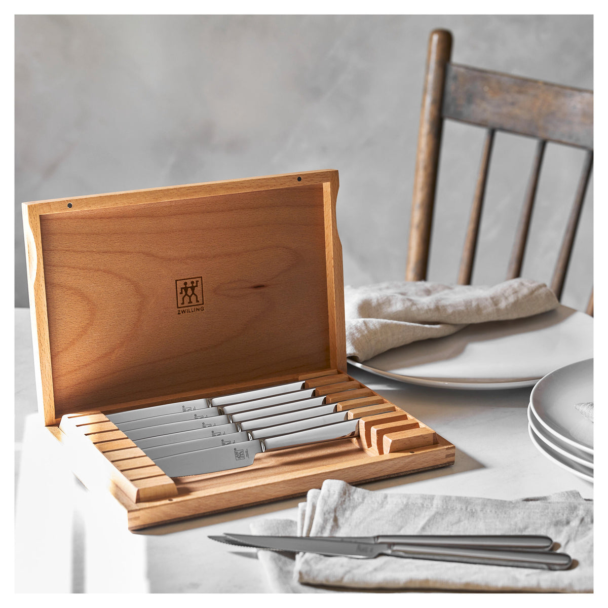 ZWILLING Steak Sets Stainless Steel Steak Knife Set with Wood Presentation Case