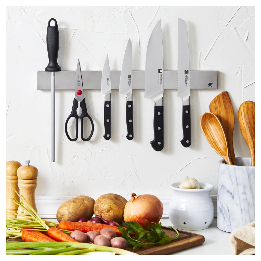 ZWILLING Pro 7-pc, Set with 17.5" Stainless Magnetic Knife Bar