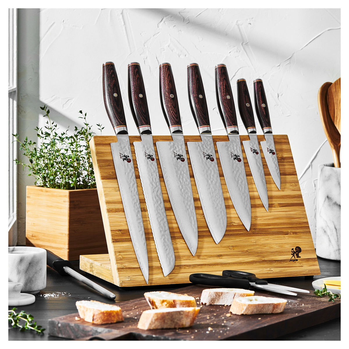 MIYABI Artisan 10-pc, Knife block set