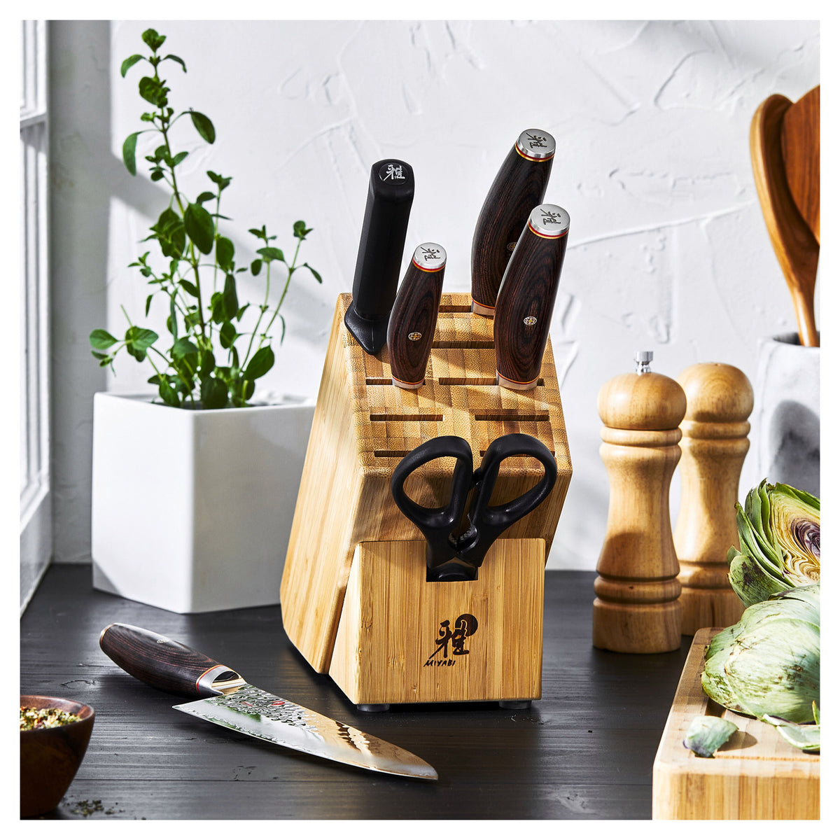 MIYABI Artisan 7-pc, Knife block set