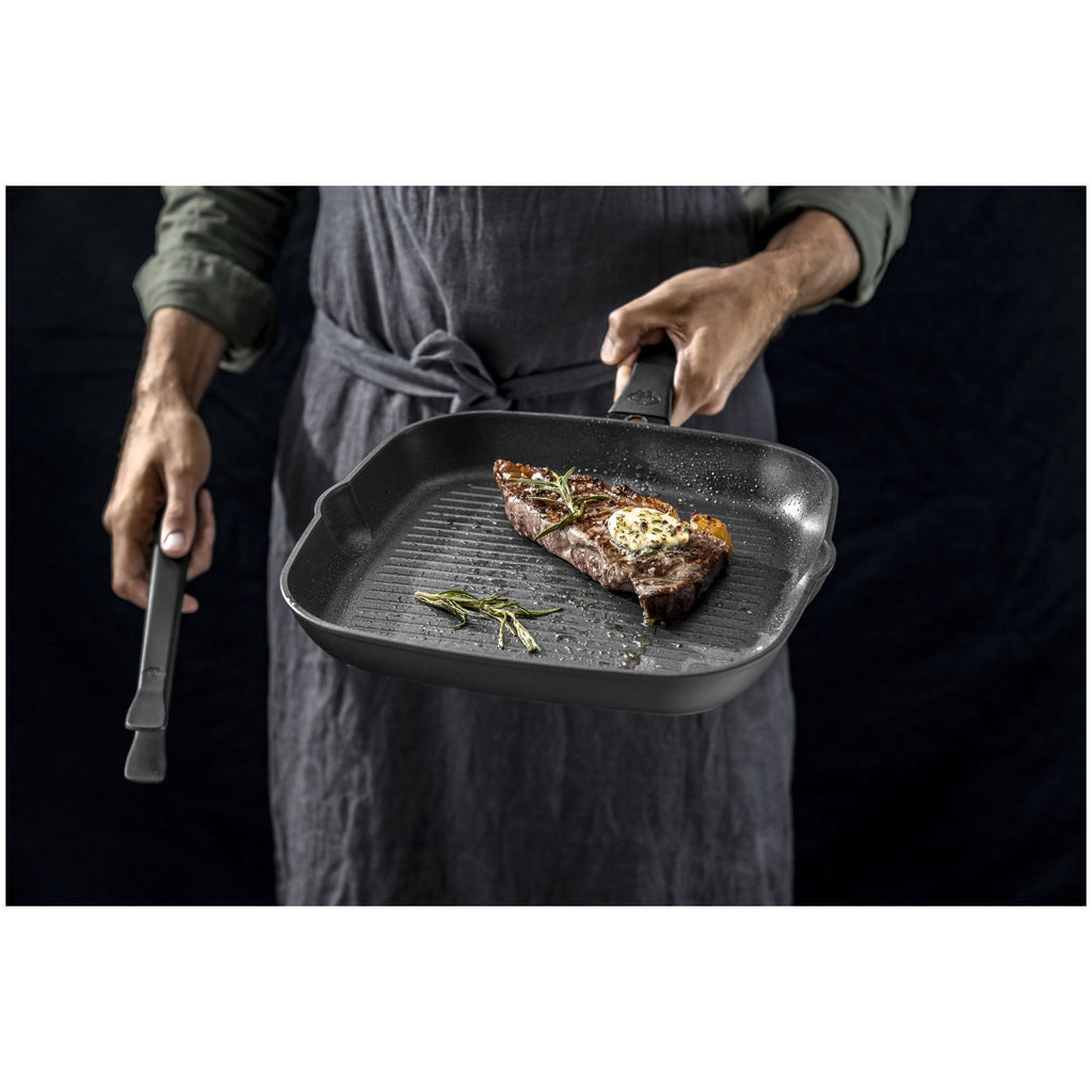 BALLARINI Nero 10.75 inch Tongs, Silicone