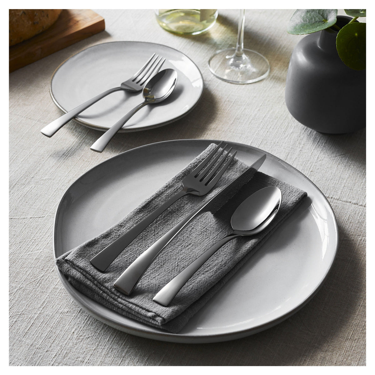 ZWILLING Bellasera (slate) 20-pc Slate Flatware Set, 18/10 Stainless Steel