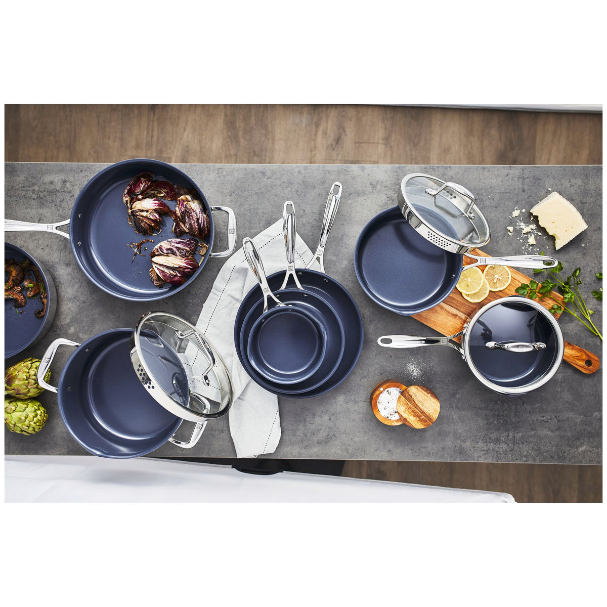 ZWILLING Clad CFX 1 qt, Non-stick, Stainless Steel Ceramic Saucepan
