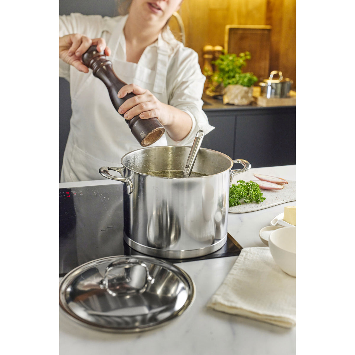 Demeyere Atlantis 7-Ply 8.5 qt Stock Pot With Lid, 18/10 Stainless Steel - Factory Second
