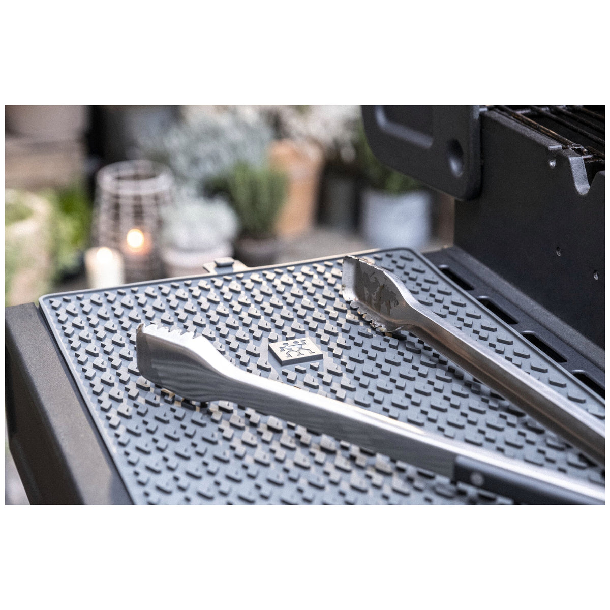 ZWILLING BBQ+ Protection mat, 45 cm x 31 cm, silicone