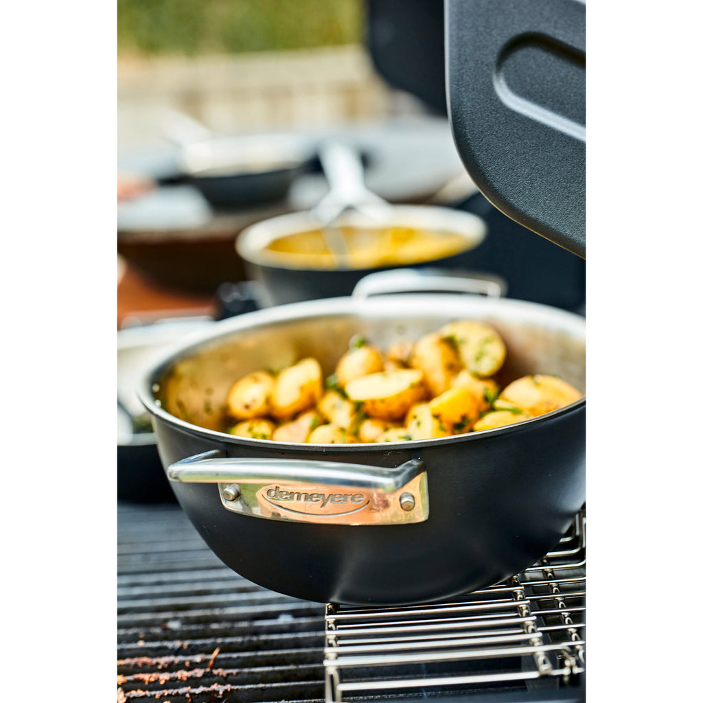 Demeyere Black 5 3.5 qt, Serving Pan