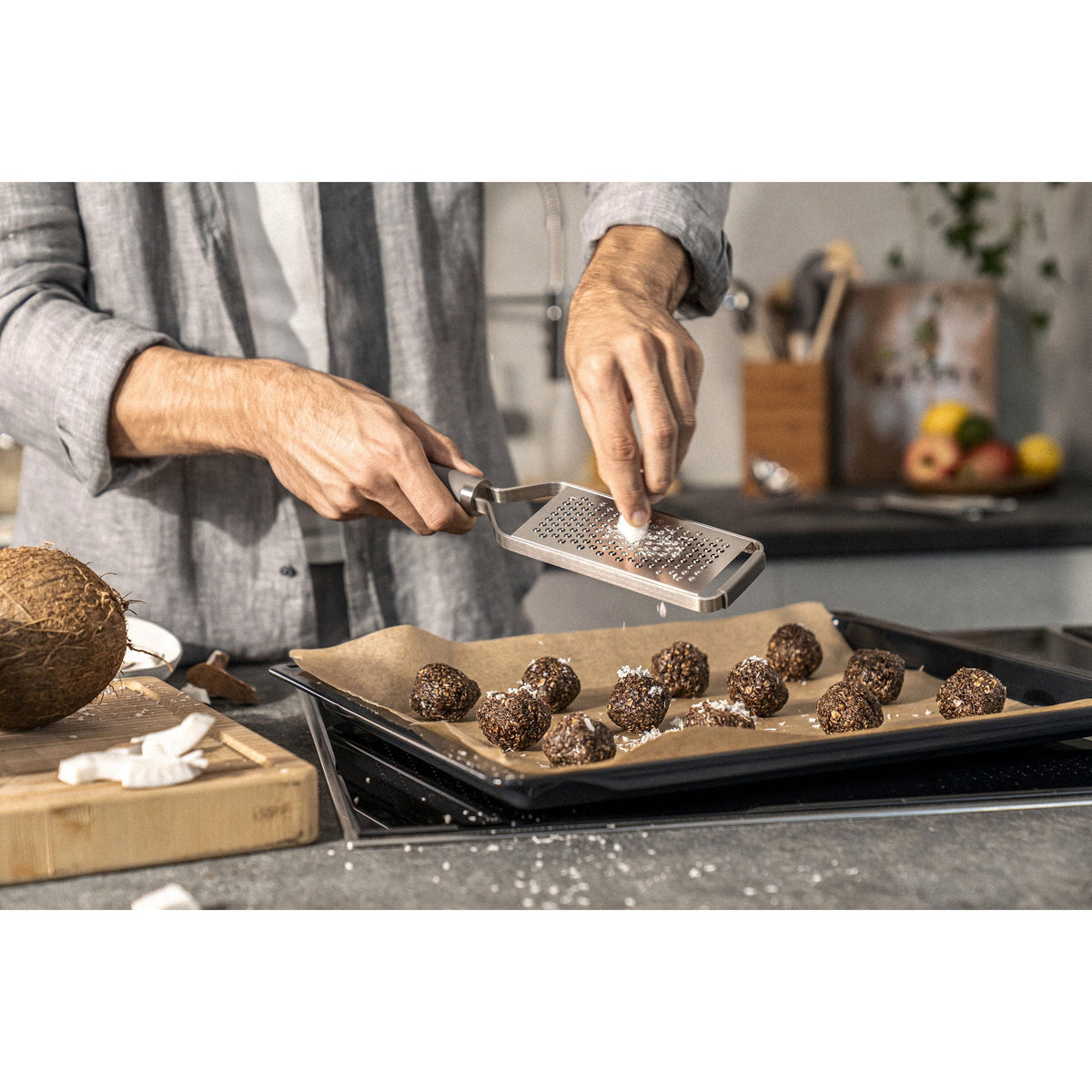 ZWILLING Pro 18/10 Stainless Steel, Medium Grater