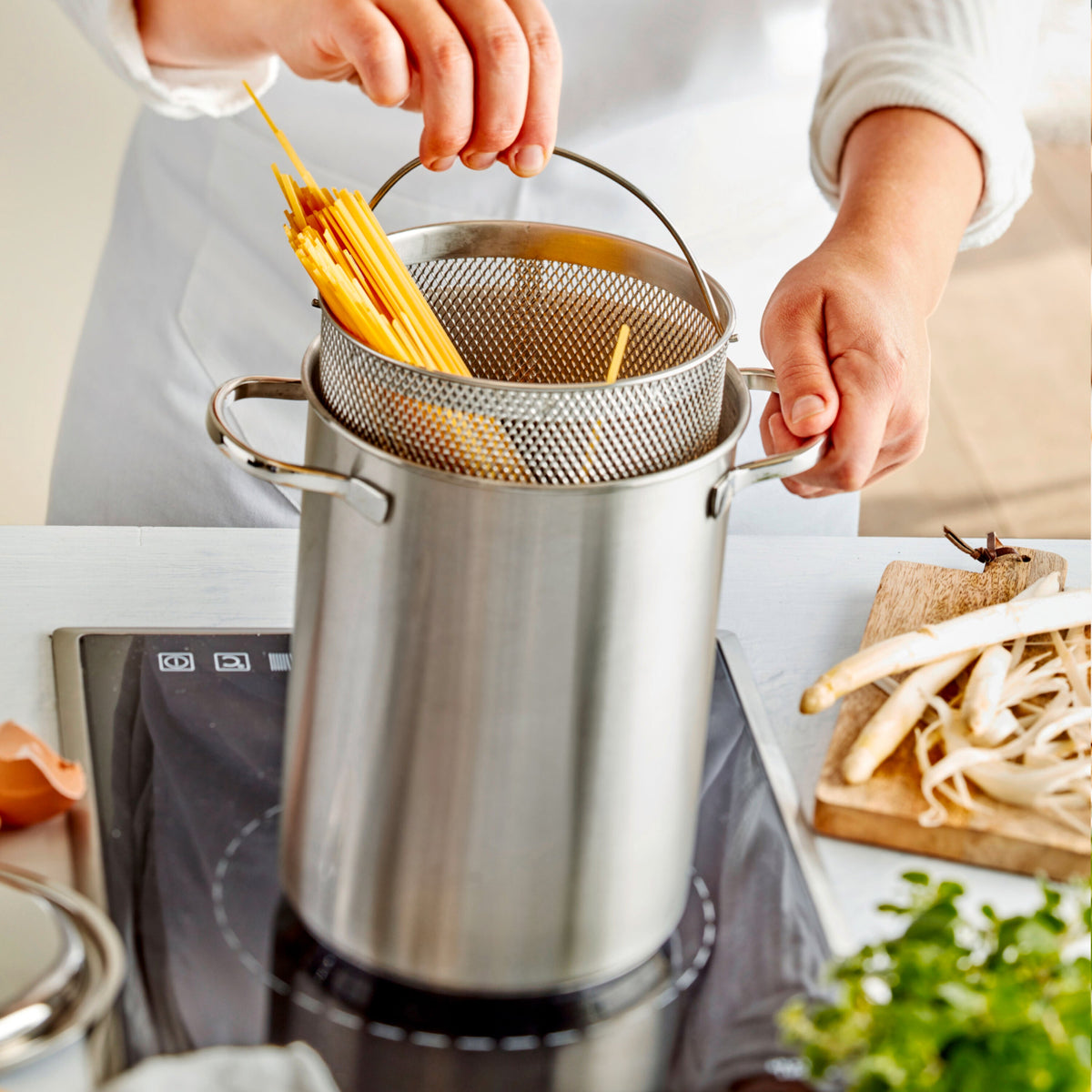Demeyere Resto 4.8 qt Asparagus/Pasta Cooker Set, 18/10 Stainless Steel