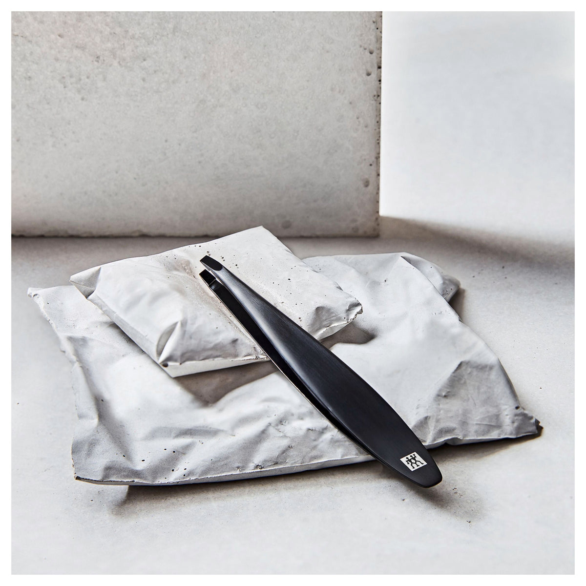 ZWILLING PREMIUM 3.5-inch Tweezers, Slanted
