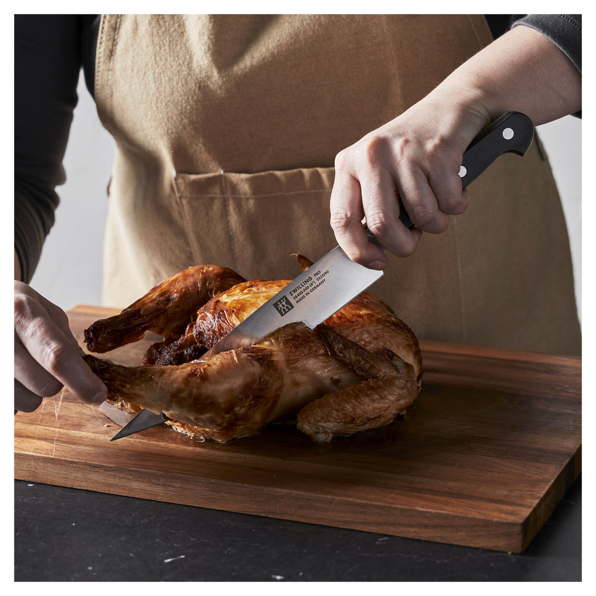 ZWILLING Pro 8-inch, Slicing/Carving Knife