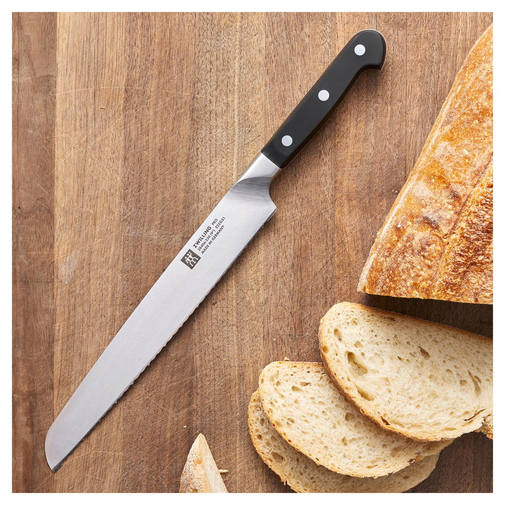 ZWILLING Pro 9-inch, Bread Knife Z15 Serration