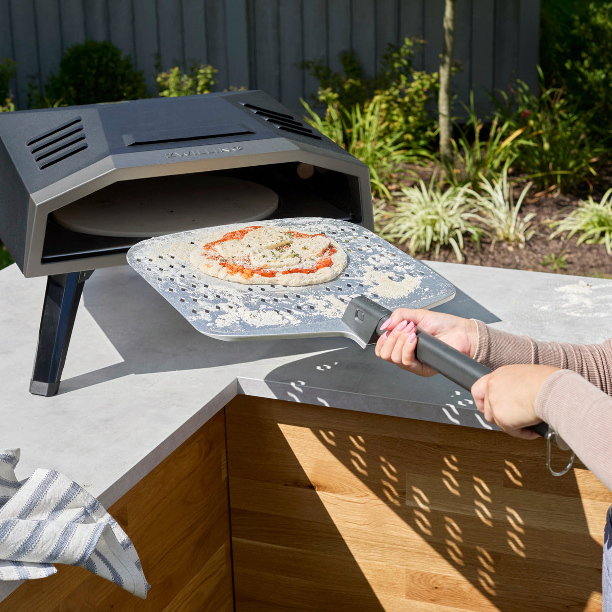 ZWILLING BBQ+ Pizza Peel With Detachable Handle