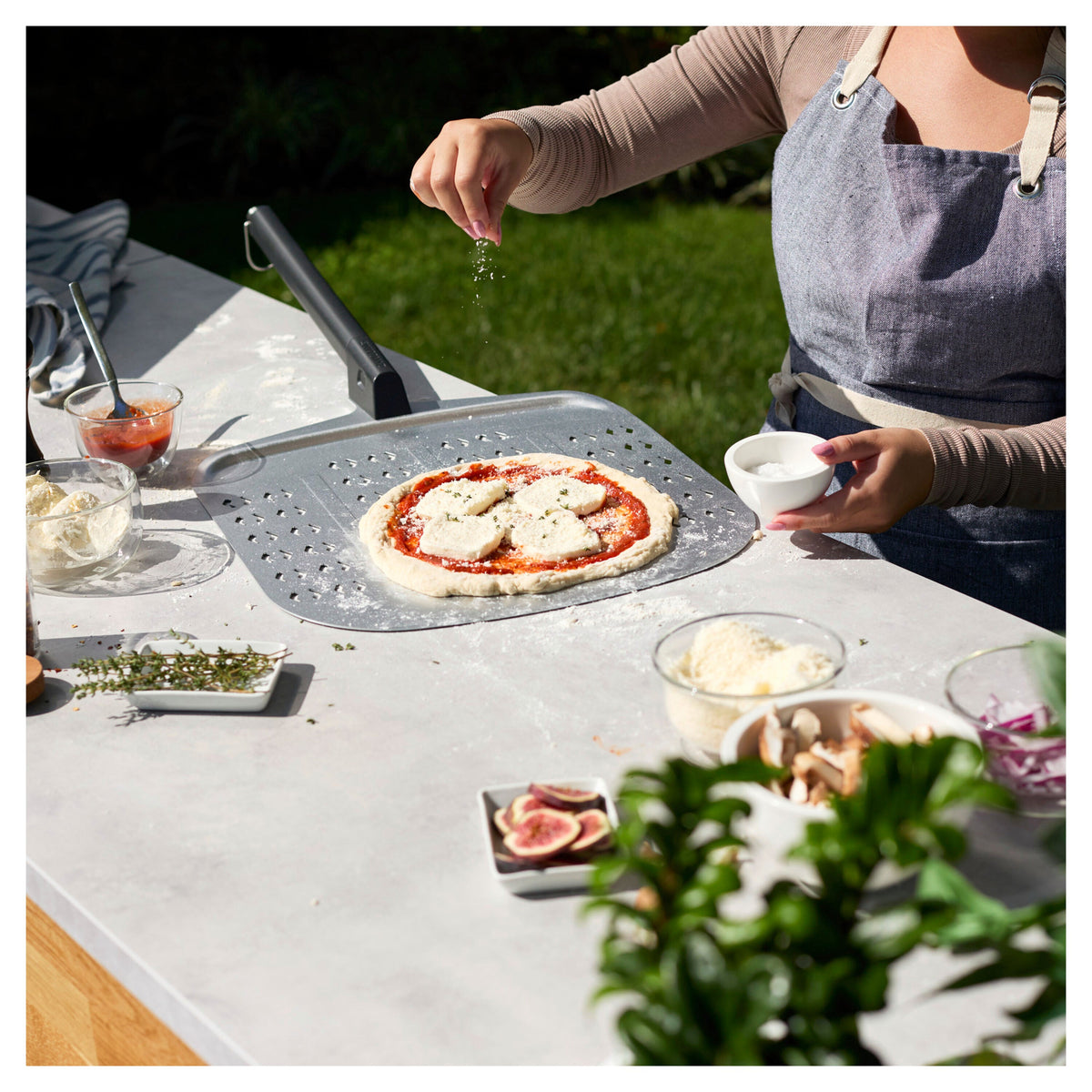 ZWILLING BBQ+ Pizza Peel With Detachable Handle