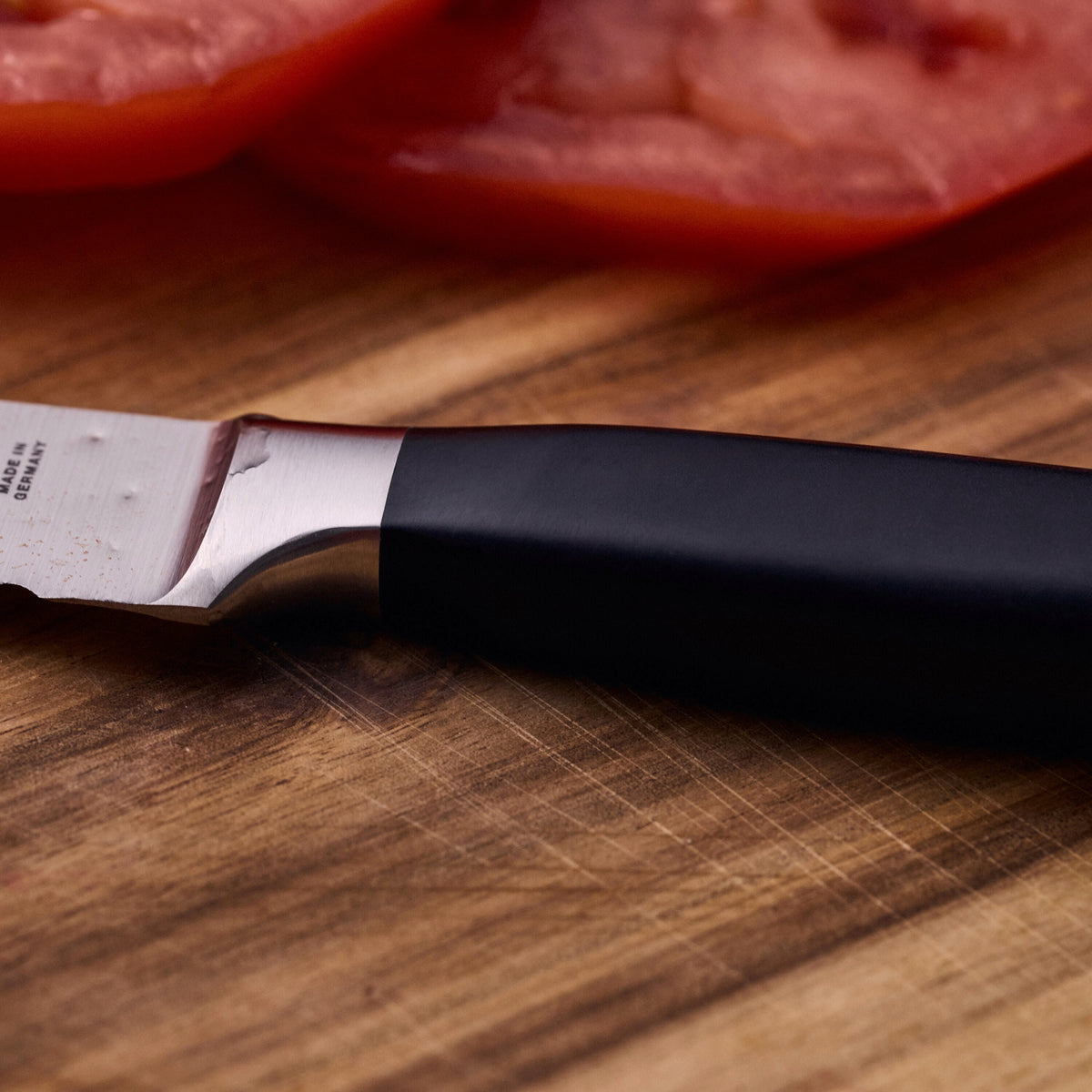 ZWILLING Four Star Utility knife 5 inch, serrated edge