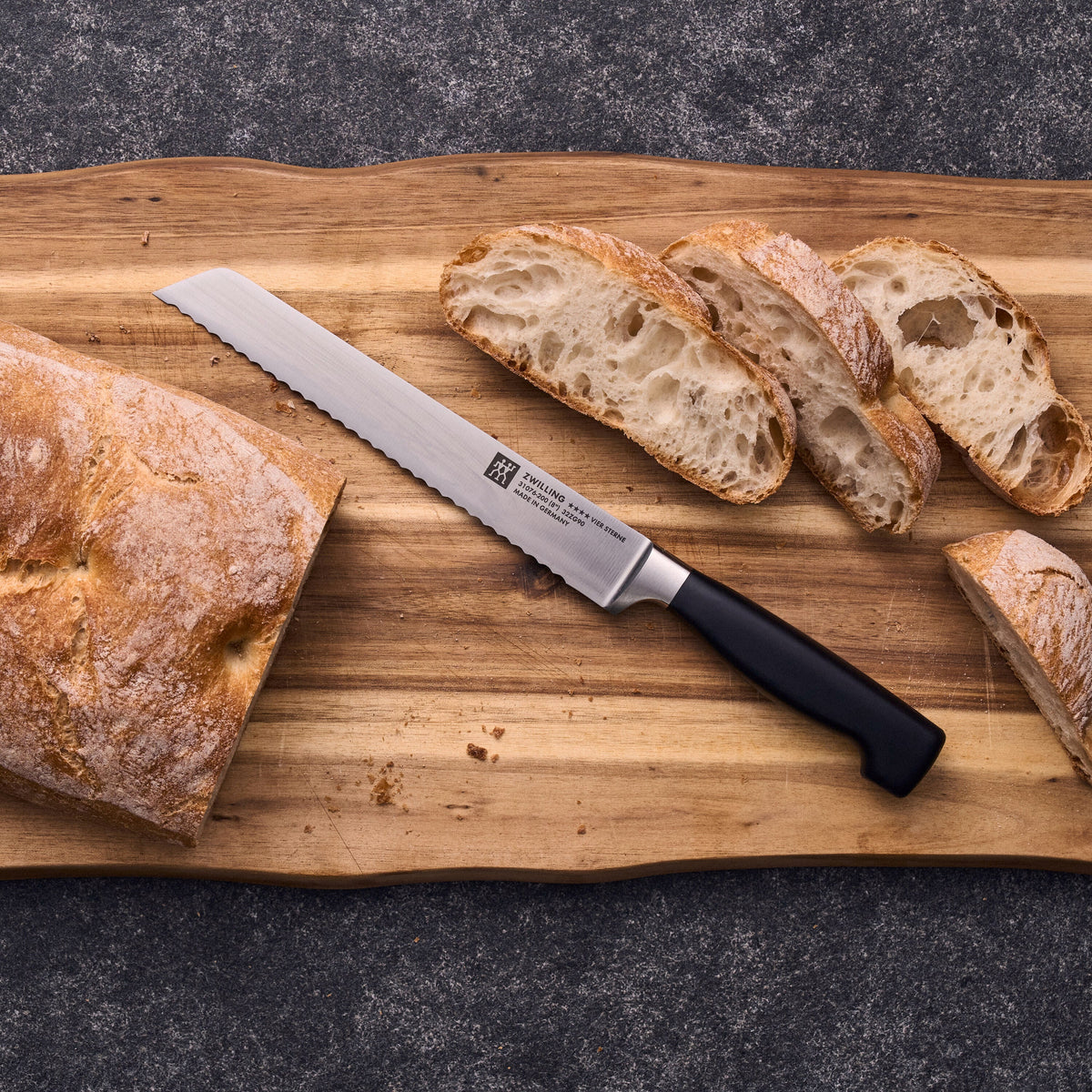 ZWILLING Four Star Bread knife 8 inch, serrated edge