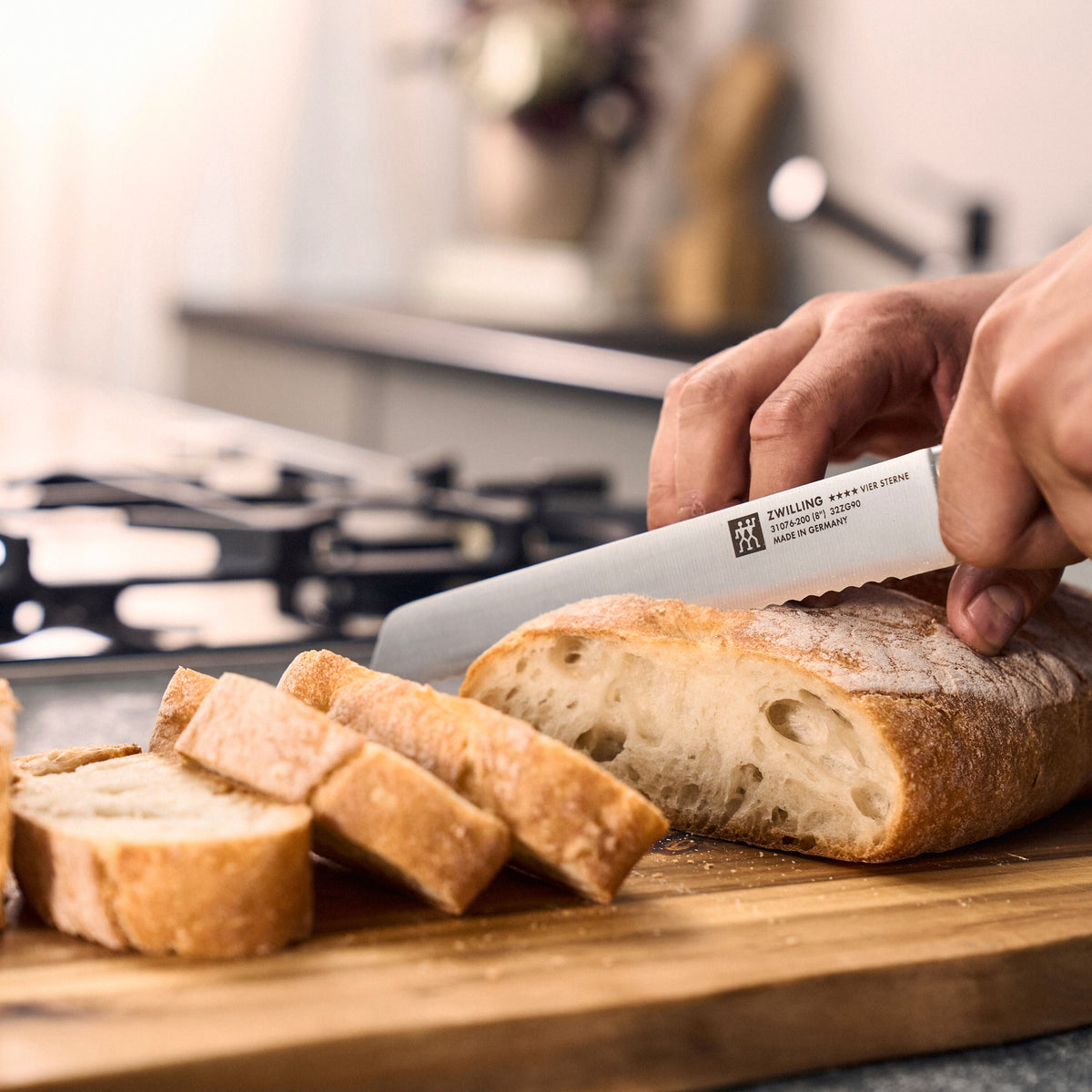 ZWILLING Four Star Bread knife 8 inch, serrated edge