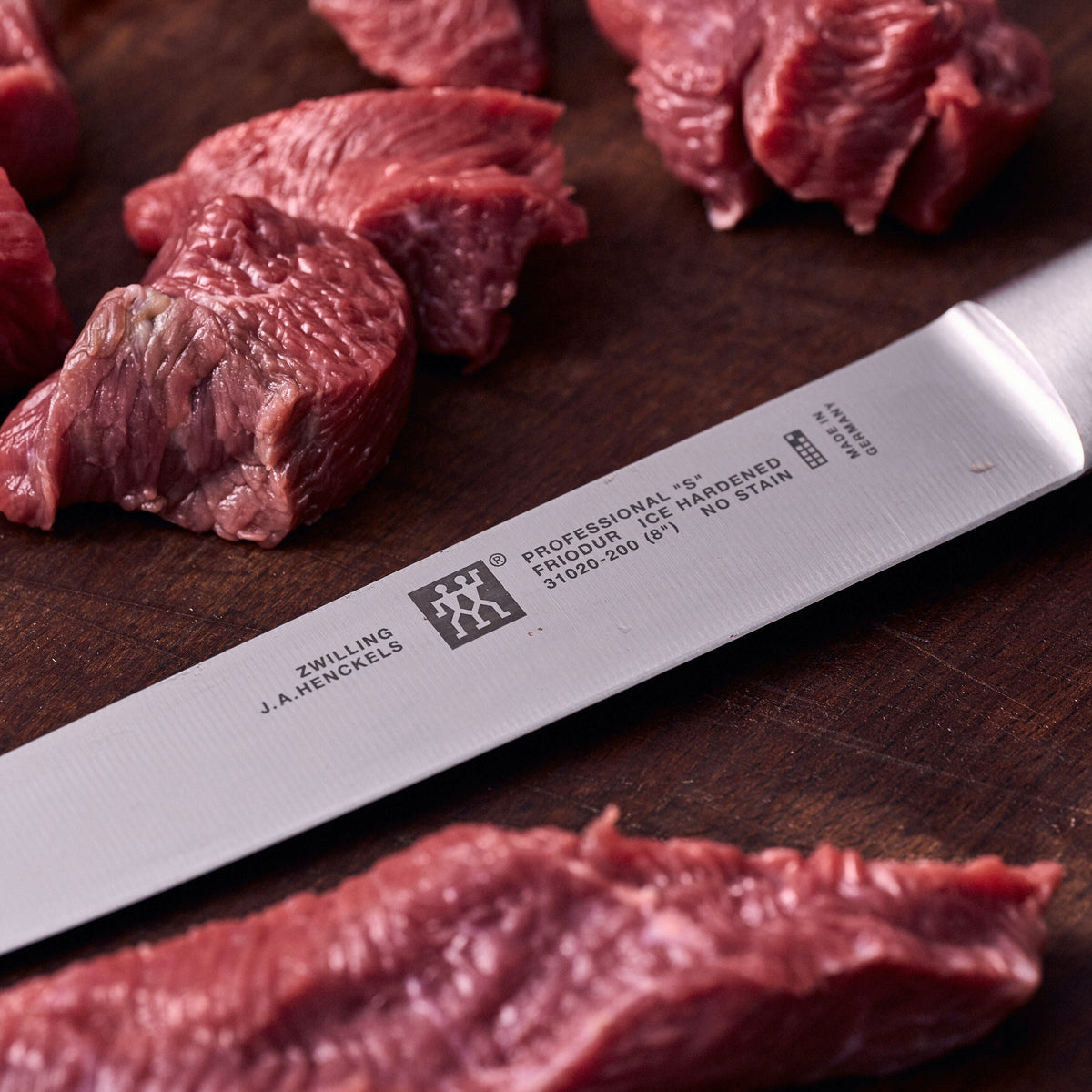 ZWILLING Professional S 8-inch, Slicing/Carving Knife