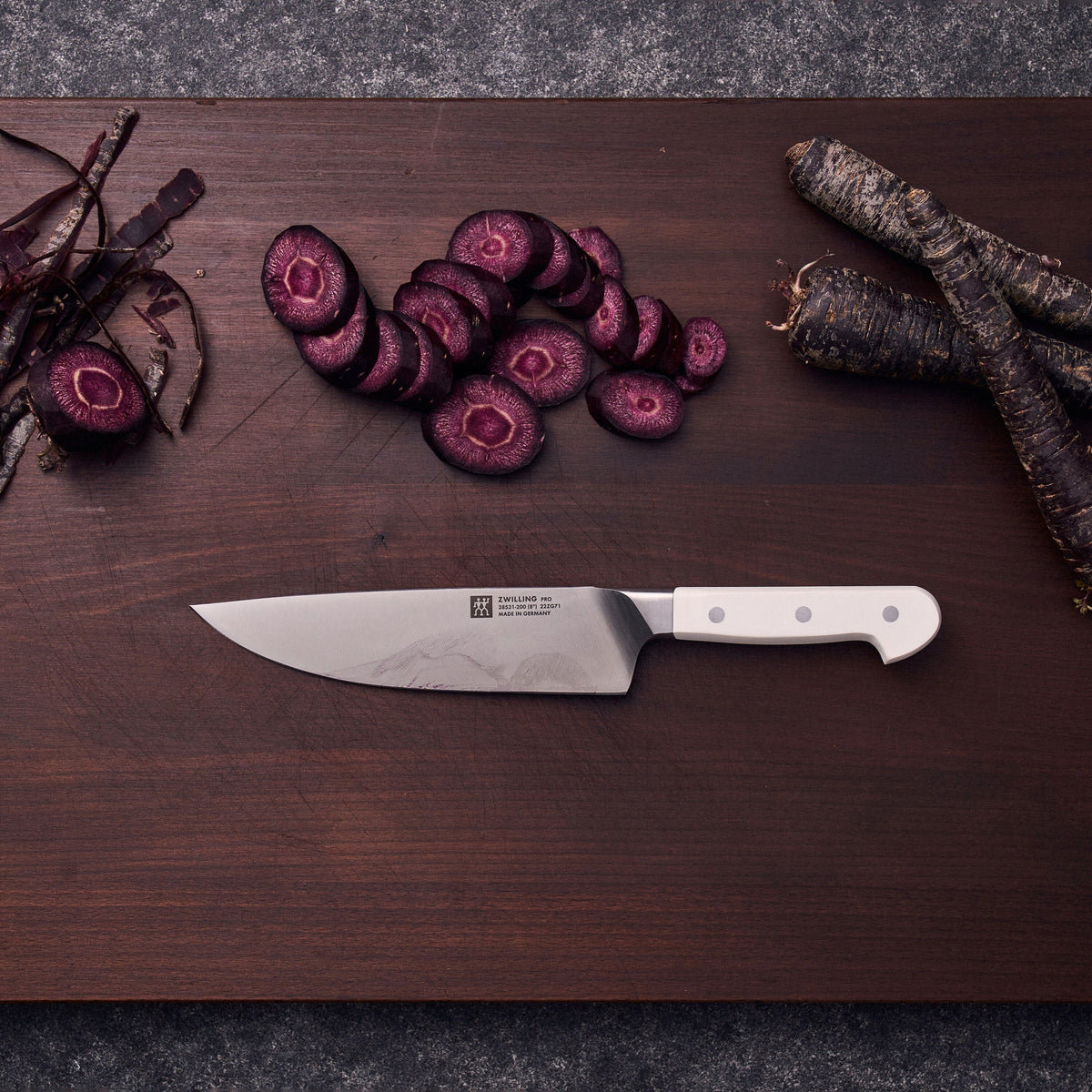 ZWILLING Pro le blanc 8-inch, Chef's Knife