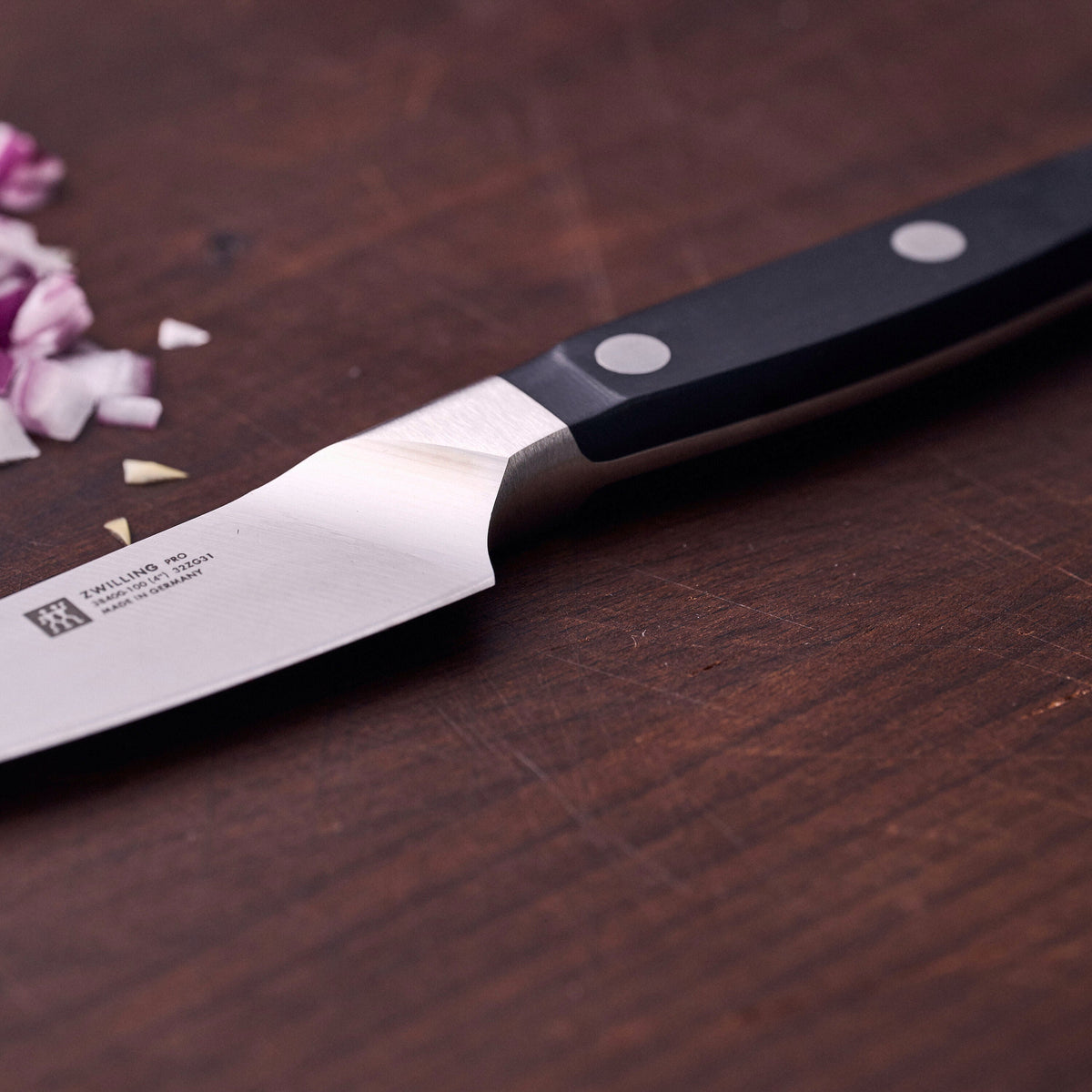 ZWILLING Pro 4-inch, Paring Knife