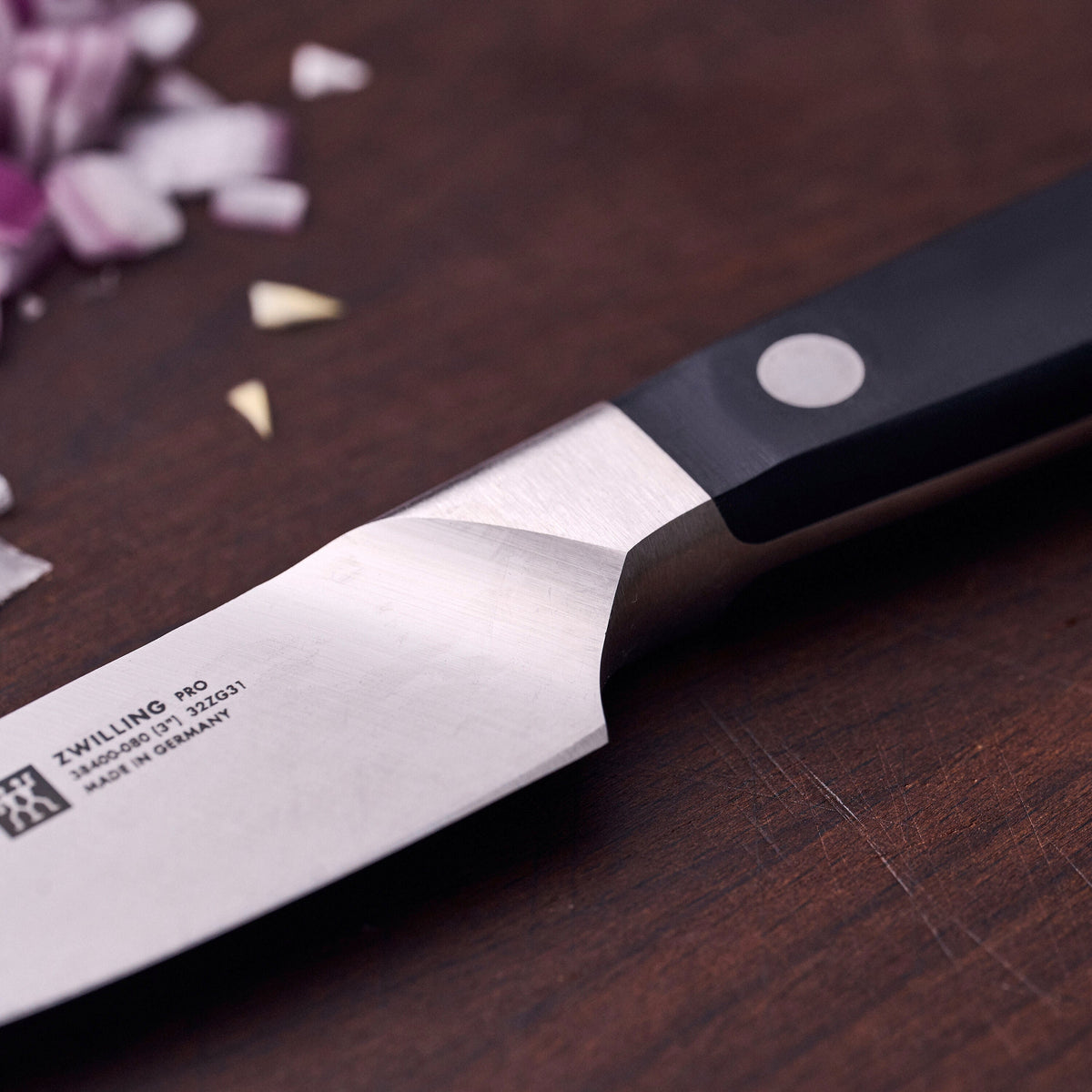 ZWILLING Pro 4-inch, Paring Knife