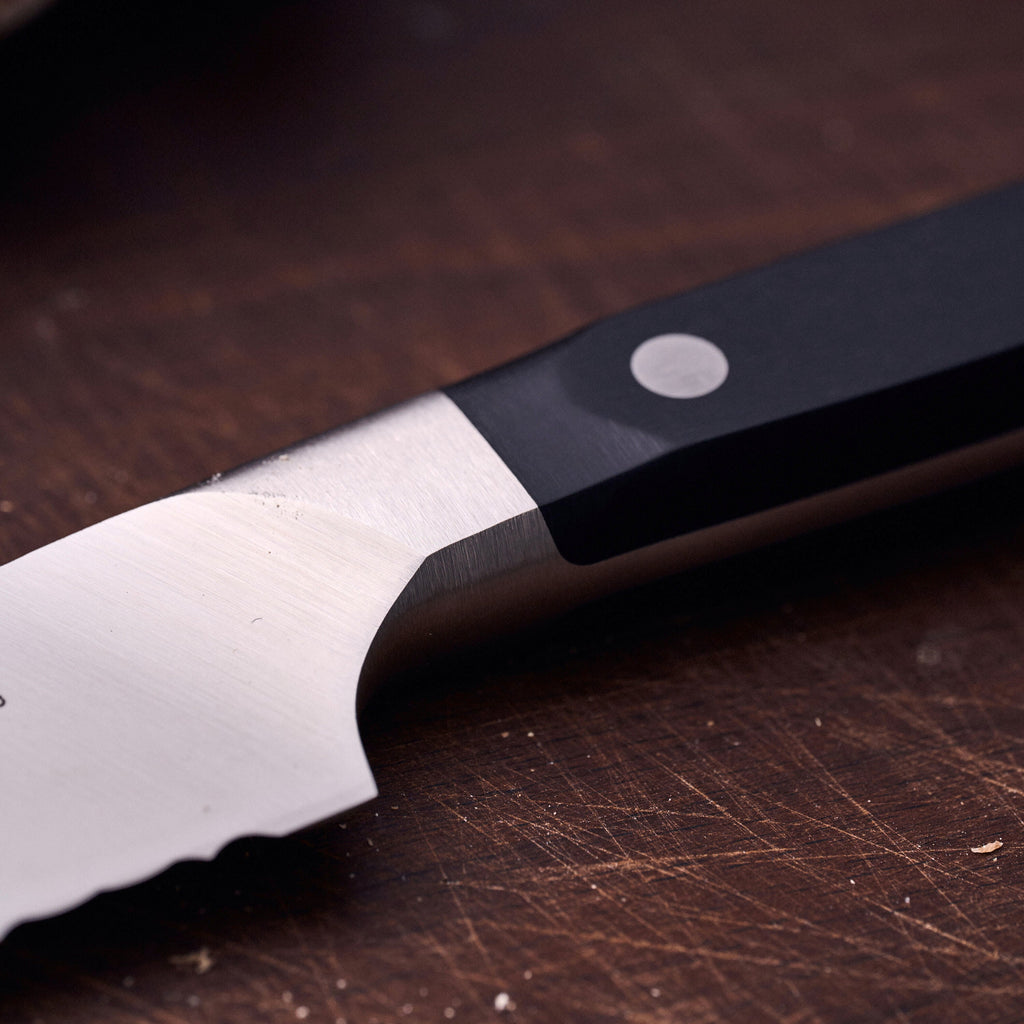 ZWILLING Pro 9-inch, Bread Knife Z15 Serration