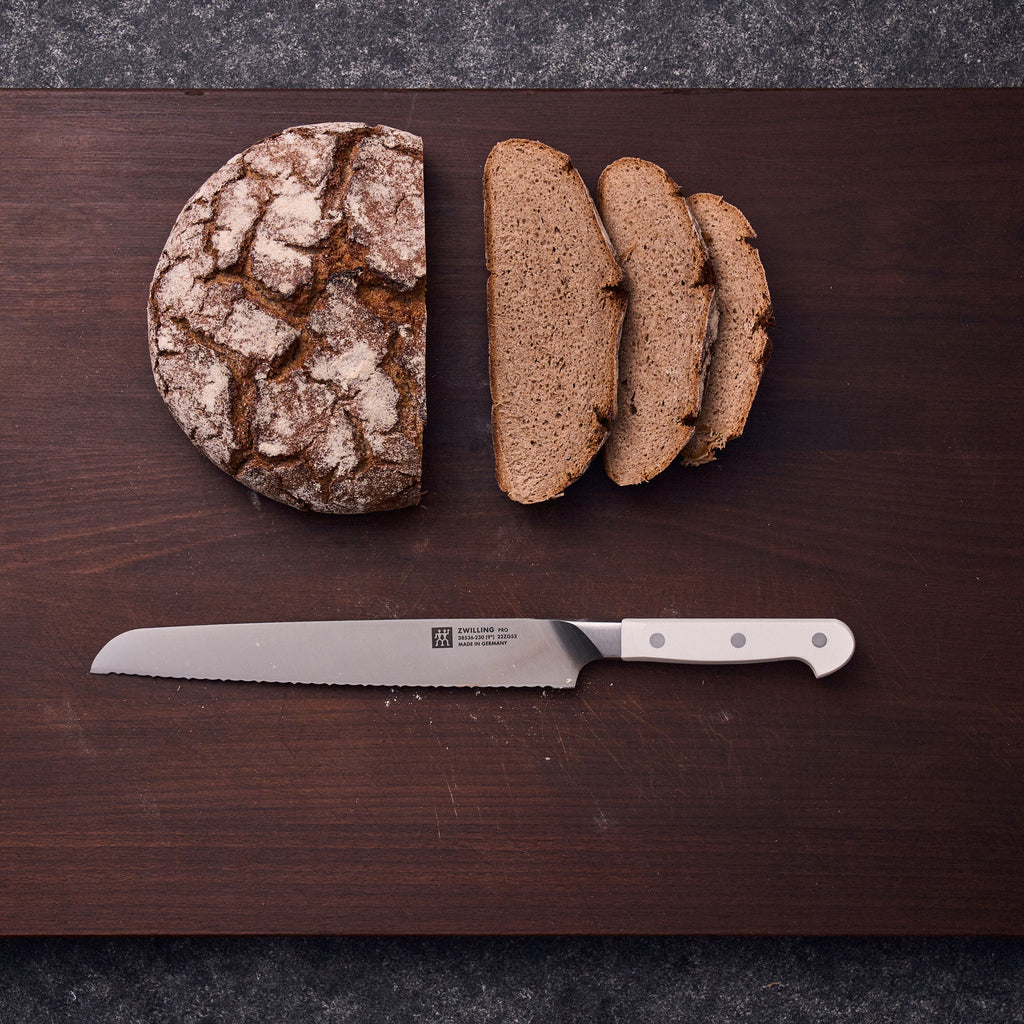 ZWILLING Pro le blanc 9-inch, Bread Knife