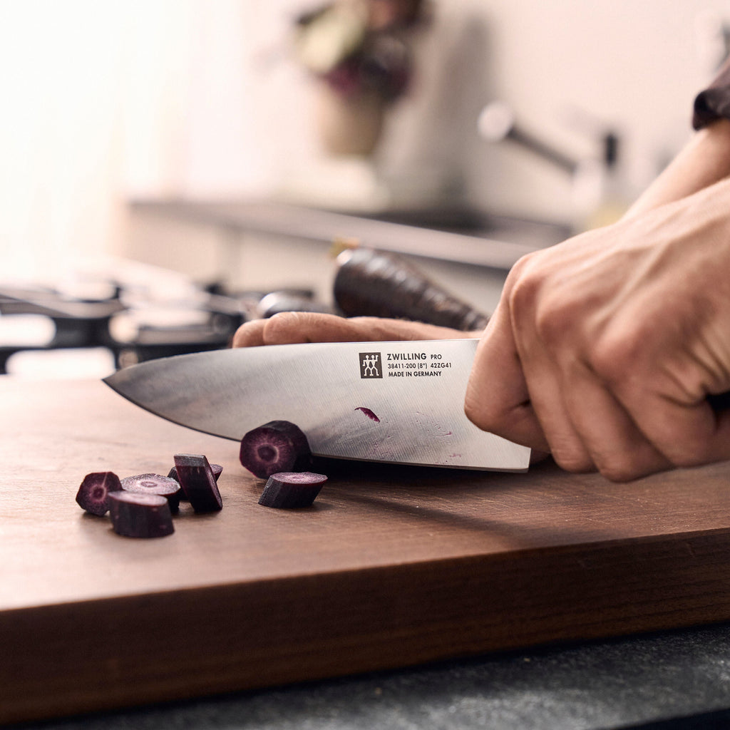 ZWILLING Pro 8-inch, Traditional Chef's Knife