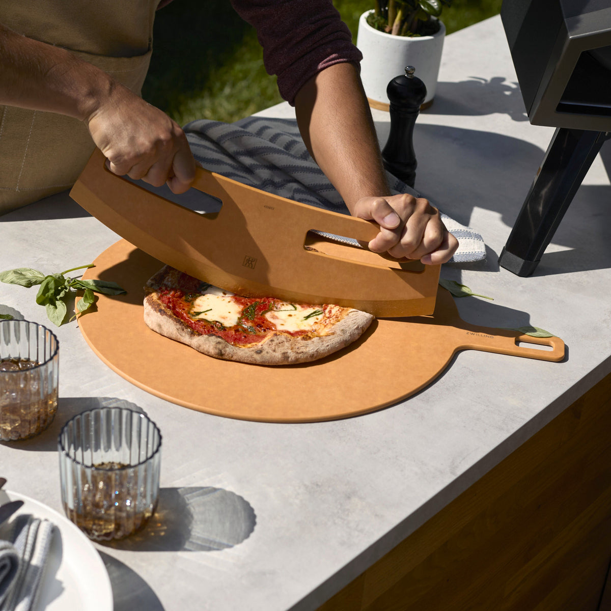 ZWILLING BBQ+ Fiber Wood, Pizza Cutter