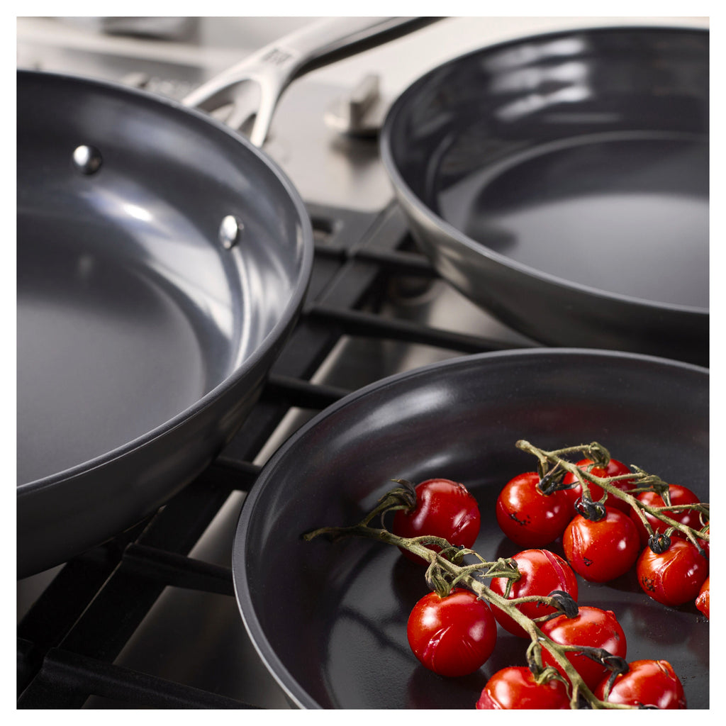 ZWILLING Motion Ceramic 2-pc, Non-stick, Fry Pan Set Ceramic Coating