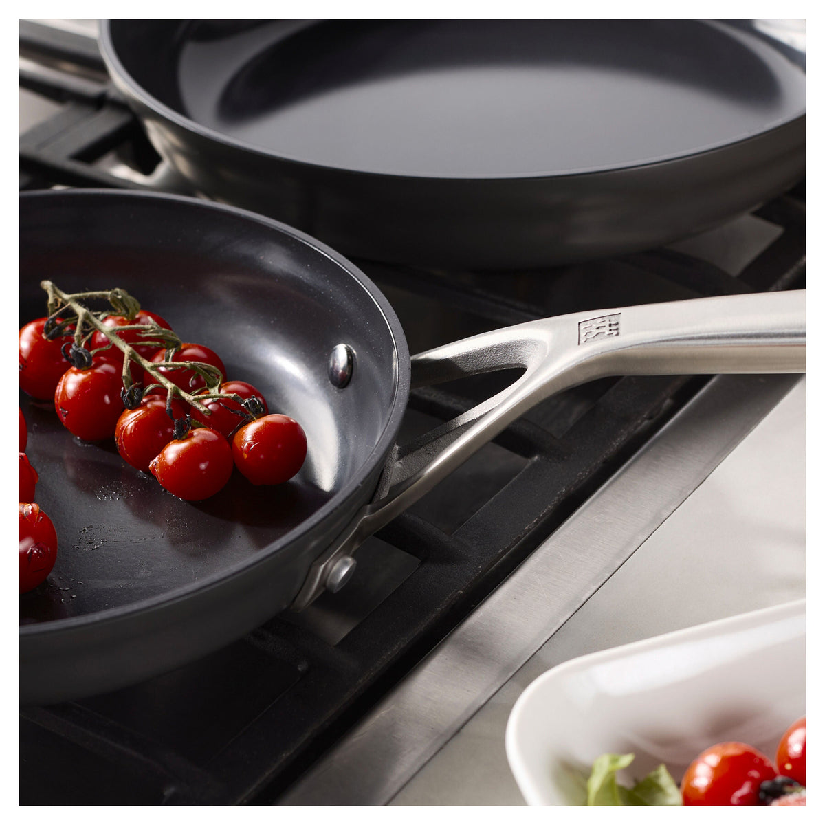 ZWILLING Motion Ceramic 2-pc, Non-stick, Fry Pan Set Ceramic Coating