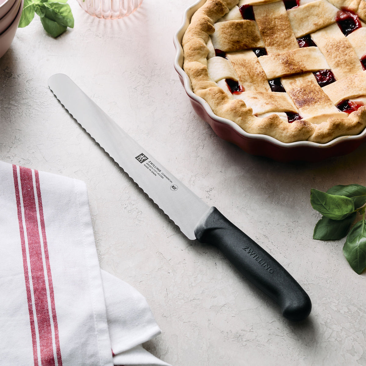 ZWILLING Commercial 8-inch, Bread Knife
