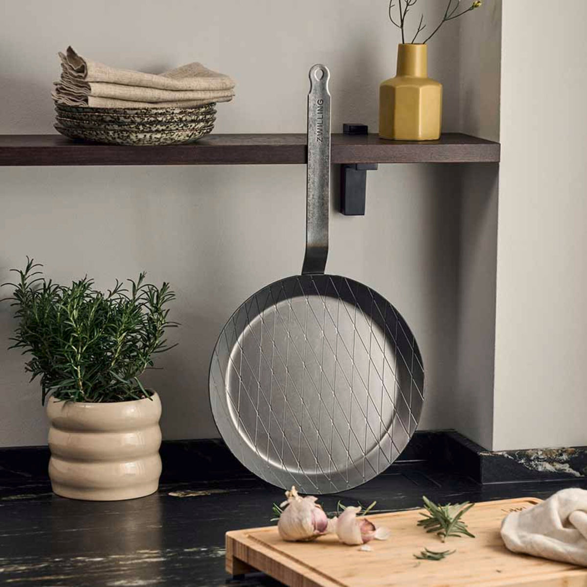 ZWILLING Forge 11-inch, Carbon Steel, Frying Pan