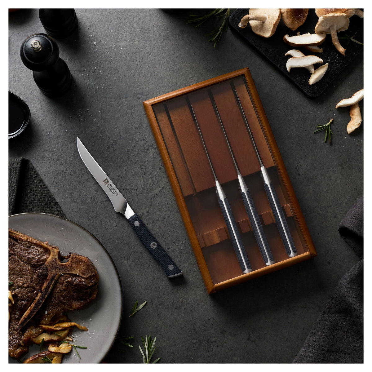 ZWILLING Spectrum 4-pc, Steak Knife Set With Wood Presentation Box