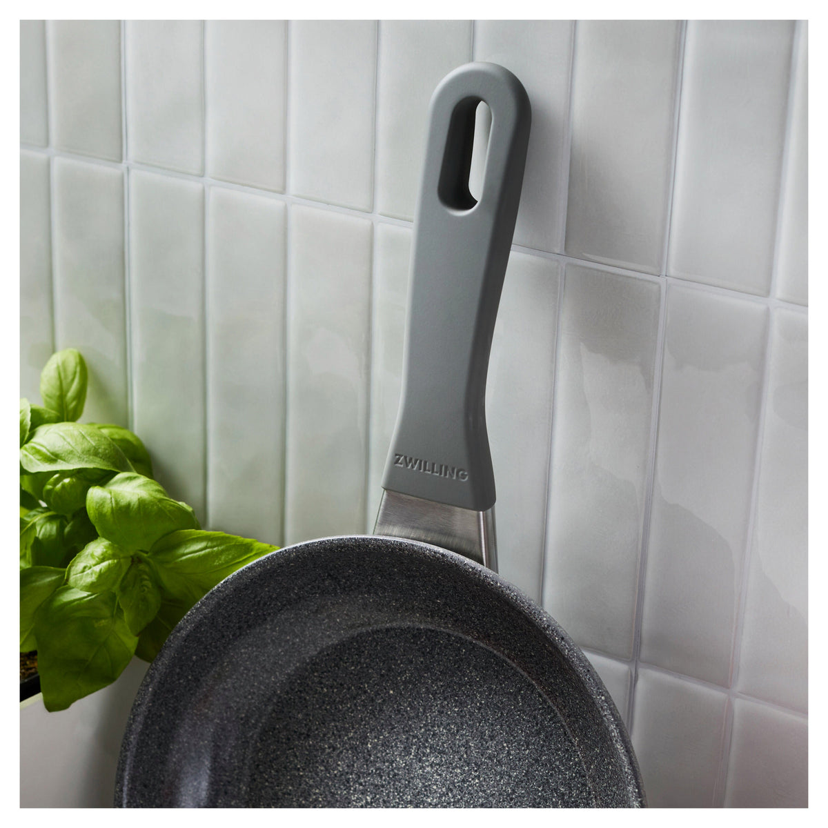 ZWILLING Parma Plus Ceramic 8-inch, Aluminum, Ceramic Fry Pan Ceramic Coating