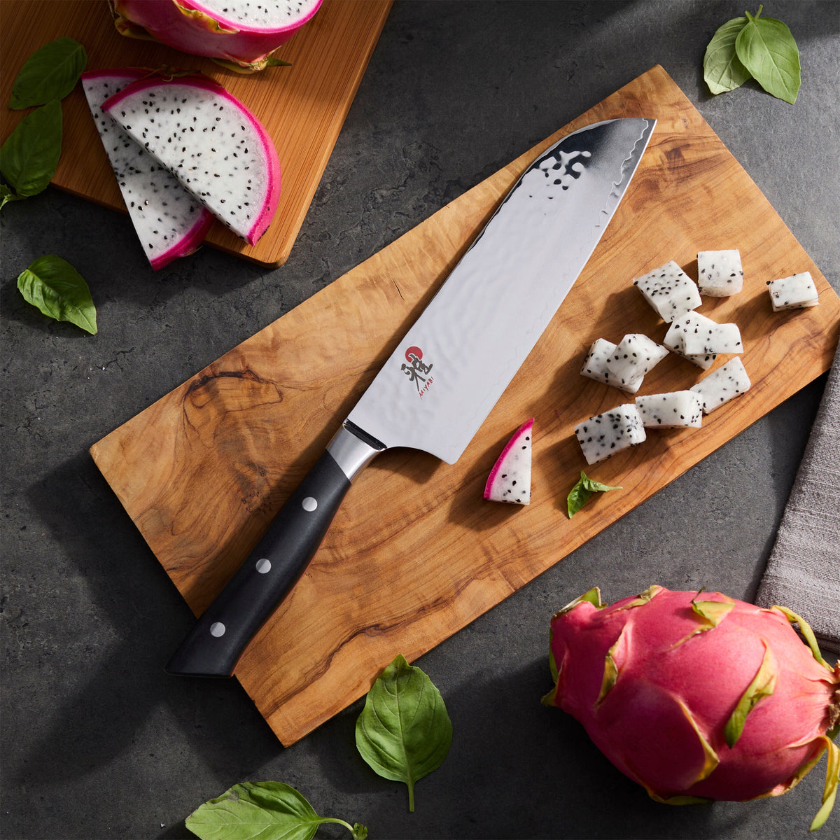 MIYABI HISHO 400FCT 7-inch, Fine Edge Santoku