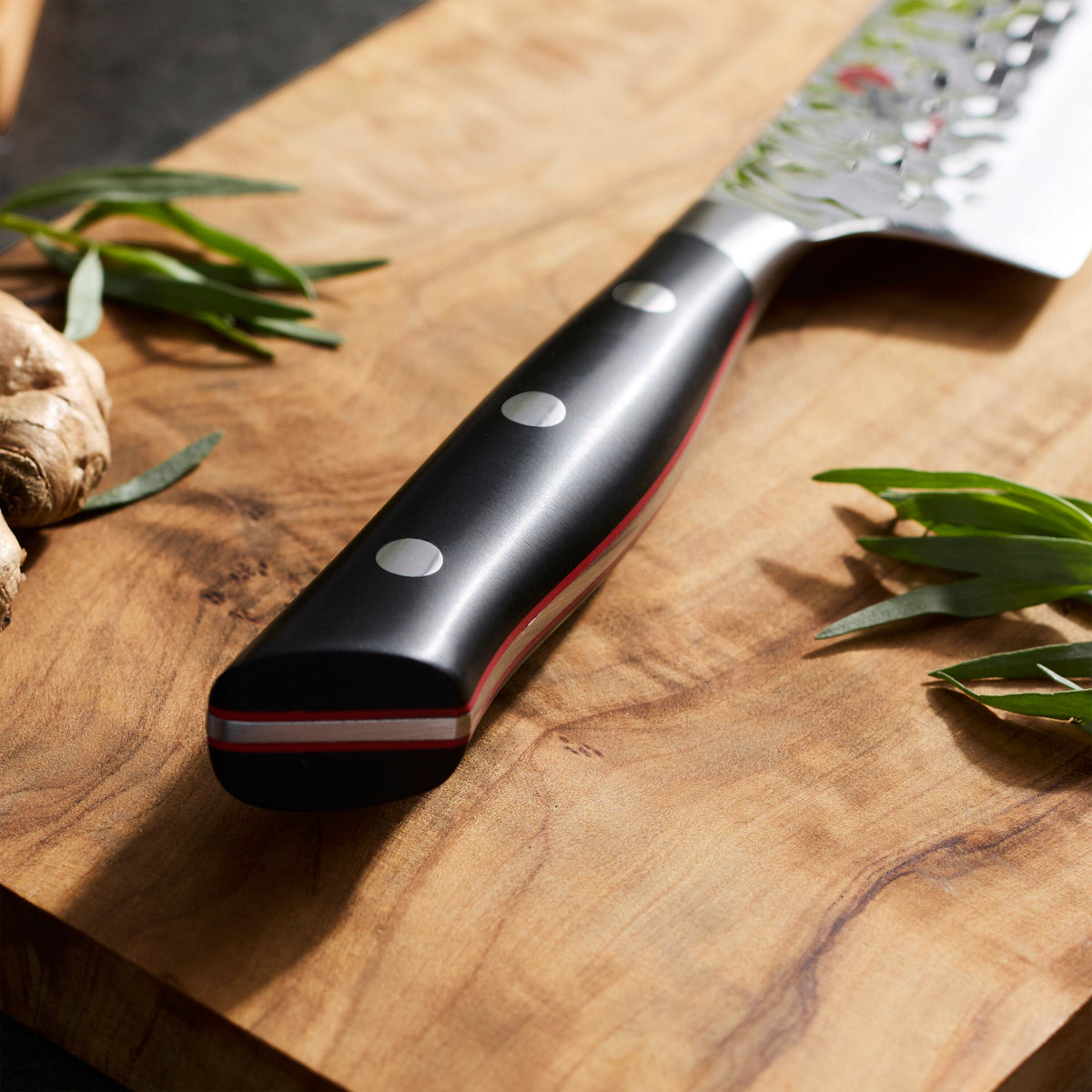 MIYABI HISHO 400FCT 5.5-inch, Fine Edge Santoku