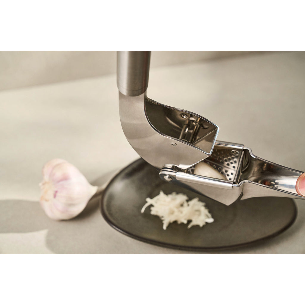 ZWILLING Pro Tools Garlic Press