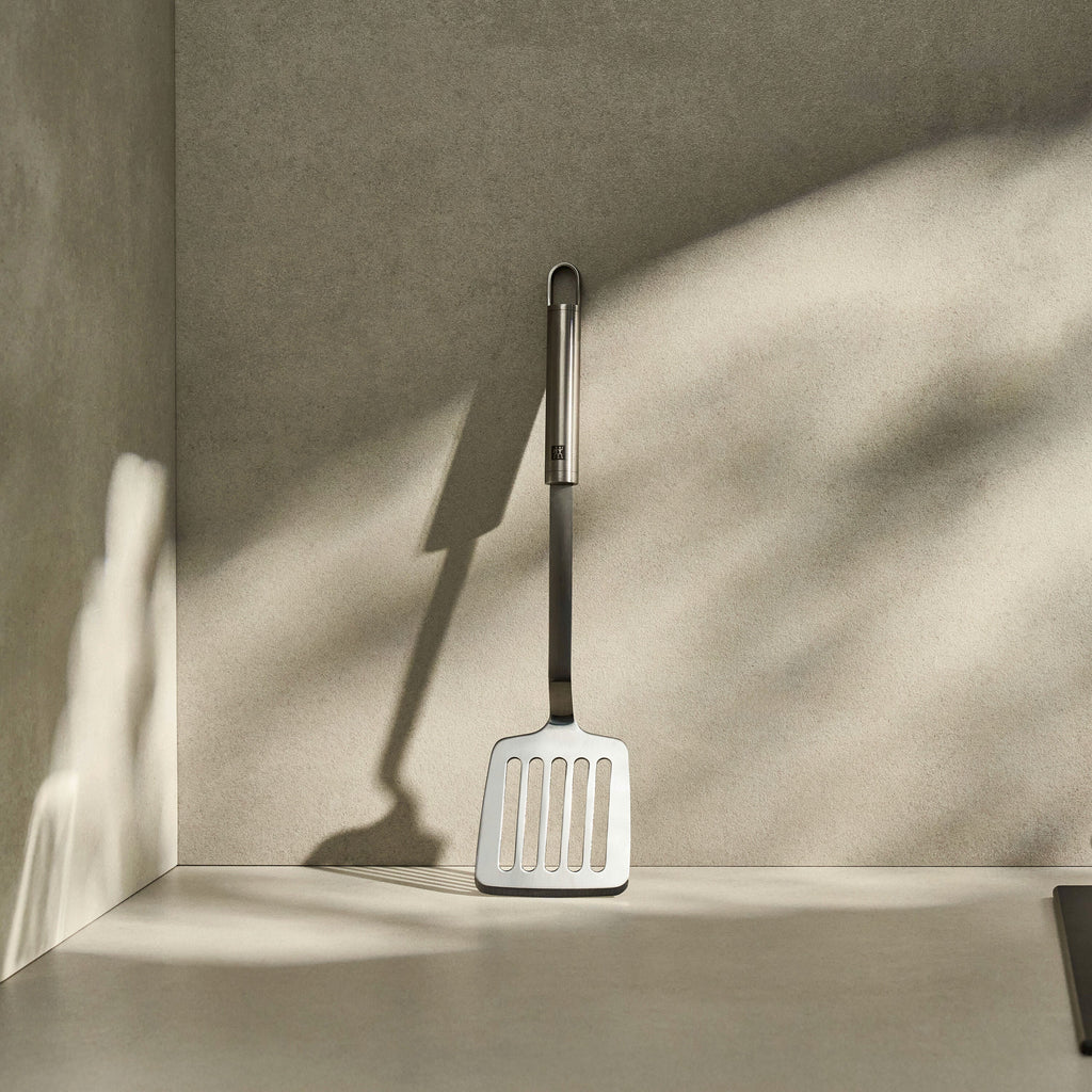 ZWILLING Pro Tools 18/10 Stainless Steel, Frying Pan Turner