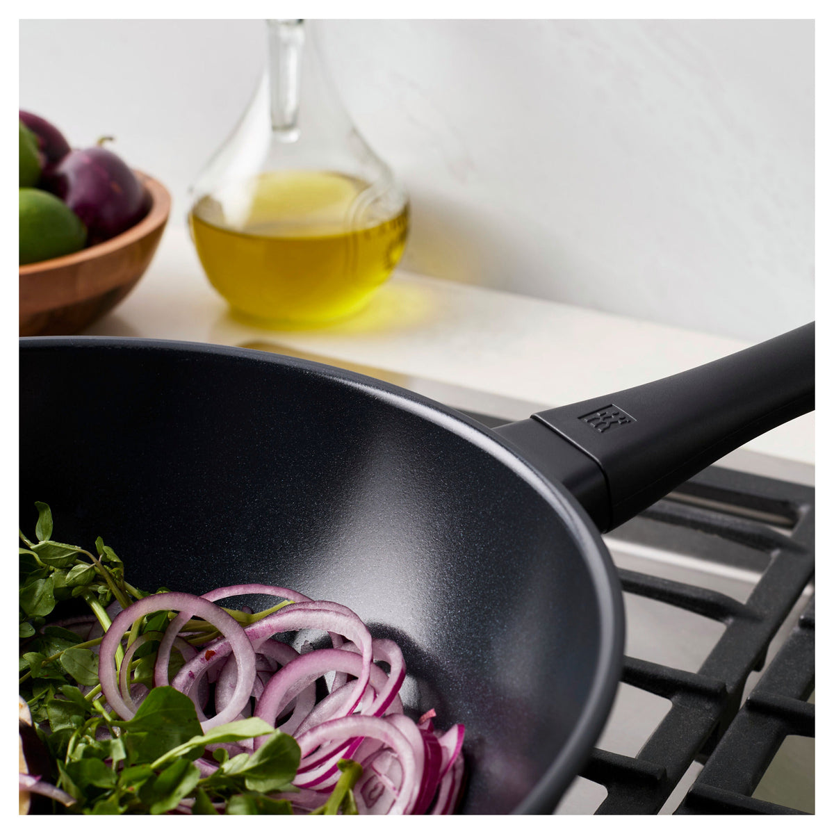 ZWILLING Madura Plus 12-inch, Aluminum, Wok Titanium-reinforced Ceramic Non-stick Coating
