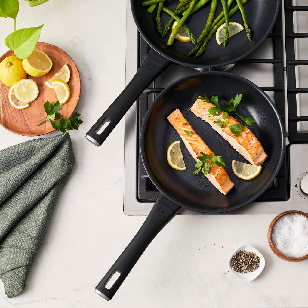 ZWILLING Madura Plus 2-pc, Non-stick, Frying Pan Set Titanium-reinforced Ceramic Non-stick Coating