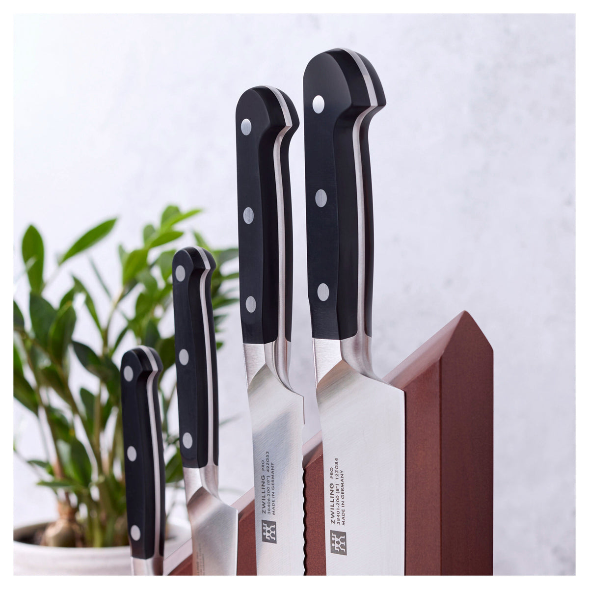 ZWILLING Pro RCF 5-pc, Knife block set