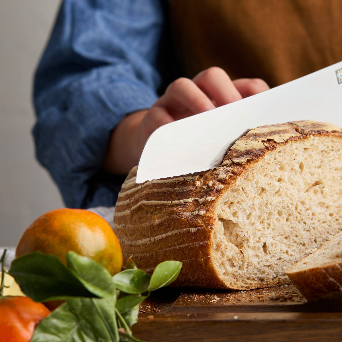 ZWILLING Pro 10-inch, Ultimate Bread Knife