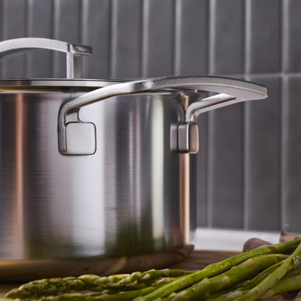 Demeyere Industry 5 4.25 qt Sauce Pan With Lid, 18/10 Stainless Steel