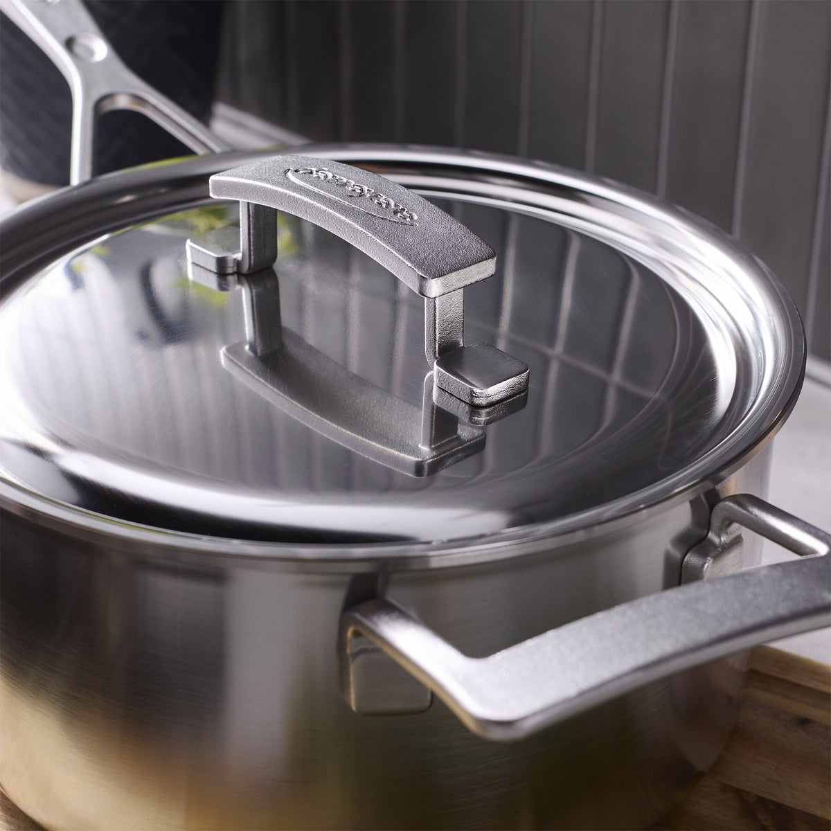 Demeyere Industry 5 4.25 qt Sauce Pan With Lid, 18/10 Stainless Steel
