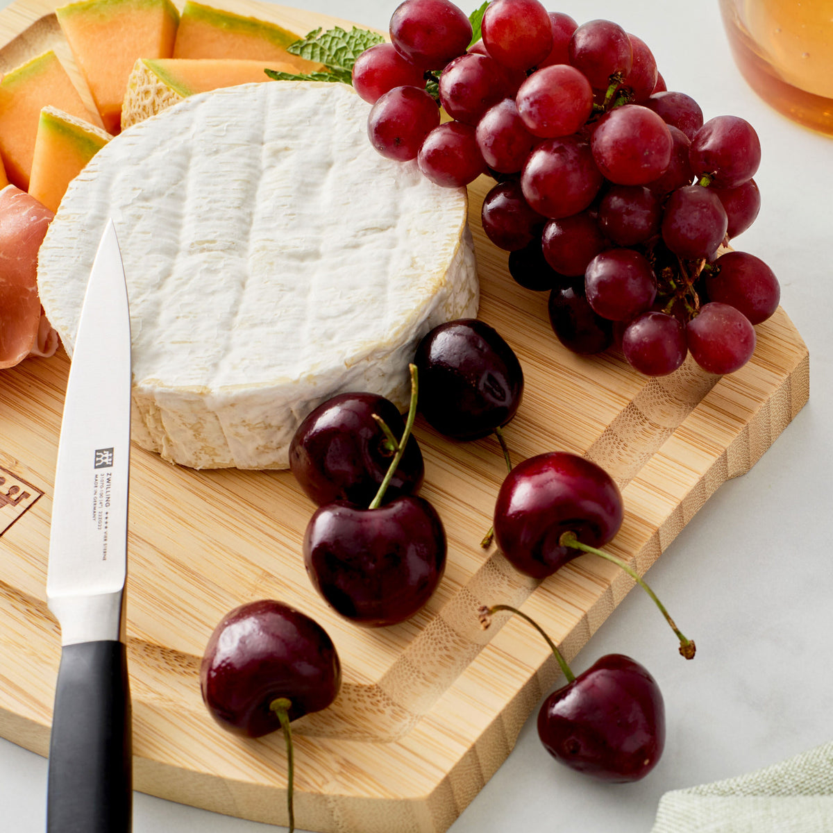 ZWILLING Cutting Boards 11.25 inch x 9-inch Cutting Board, Bamboo